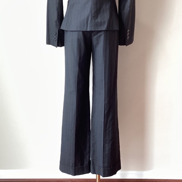 Ann Taylor LOFT 2pc Petite Wool Charcoal Grey Pinstripe Pantsuit - 6P - Picture 6 of 8